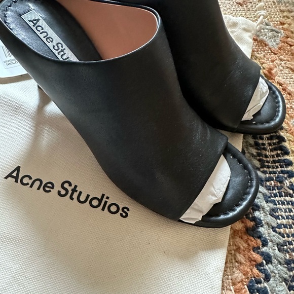 Acne leather mules - Picture 7 of 9